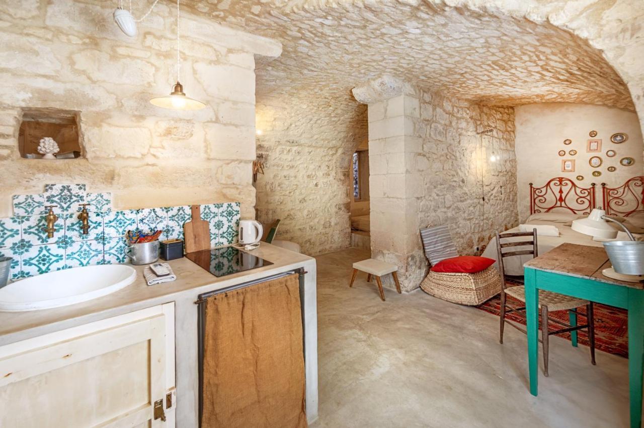 Dammusi Beneventano Apartment Scicli Bagian luar foto