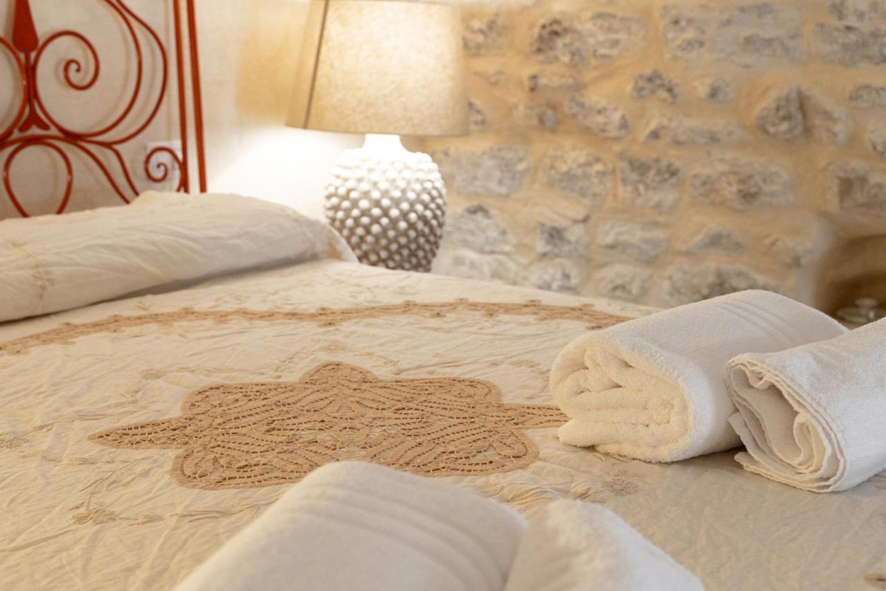 Dammusi Beneventano Apartment Scicli Bagian luar foto